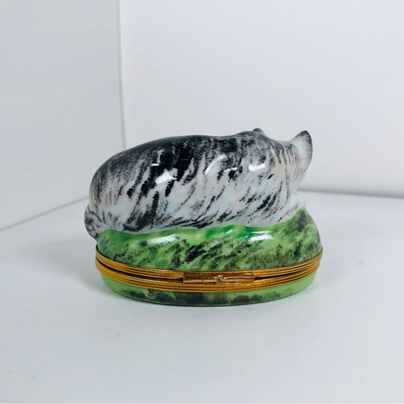 Limoges Trinket box - Chamart Limoges Porcelain Cat Box - Picture 4 of 15